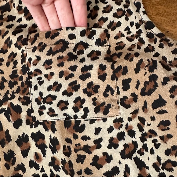 Criss cross back leopard tank - Picture 6 of 7